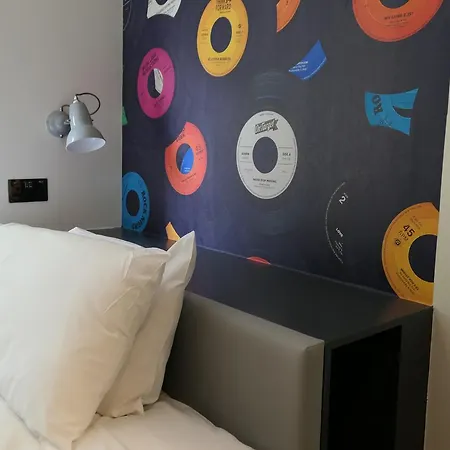 Jonas Kapszulahotel