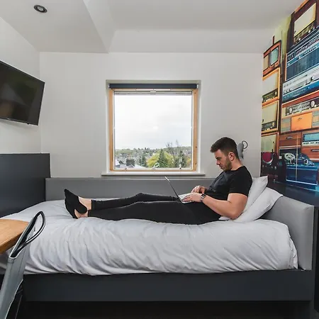 Jonas Kapszulahotel 2*